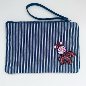 Le Chateau New Without Tags Cosmetic Bag Pouch
Travel Clutch Beaded Wristlet